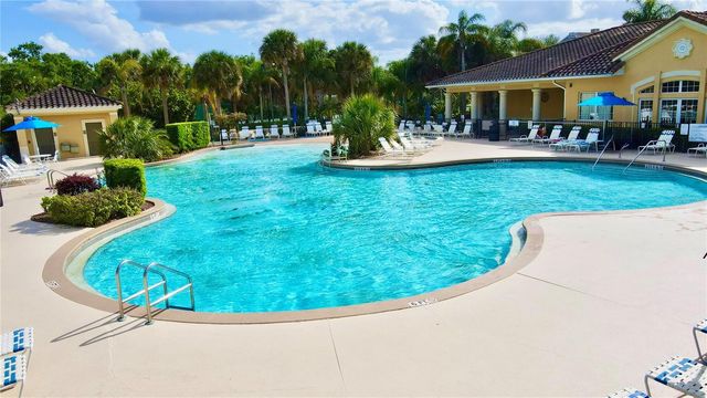 2831 OAKWATER DRIVE 2831, Kissimmee, FL 34747