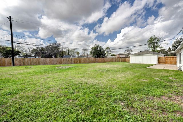 7230 Pella Drive, Houston, TX 77036