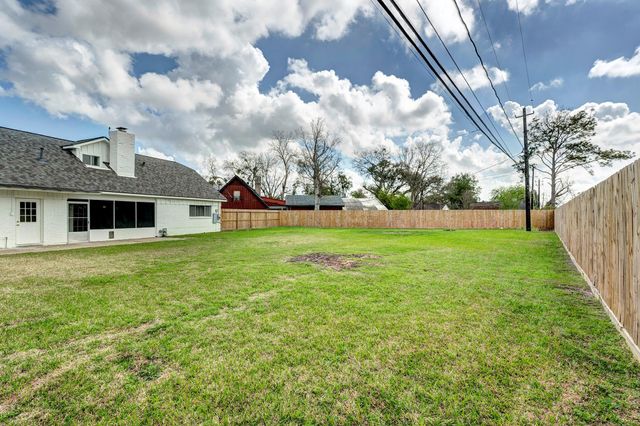 7230 Pella Drive, Houston, TX 77036