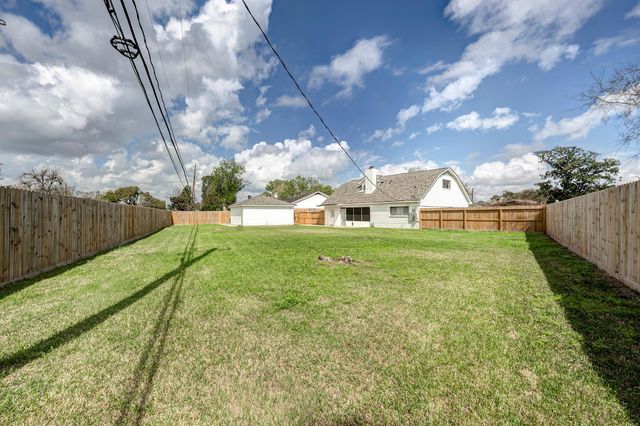 7230 Pella Drive, Houston, TX 77036