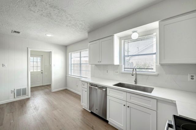 7230 Pella Drive, Houston, TX 77036