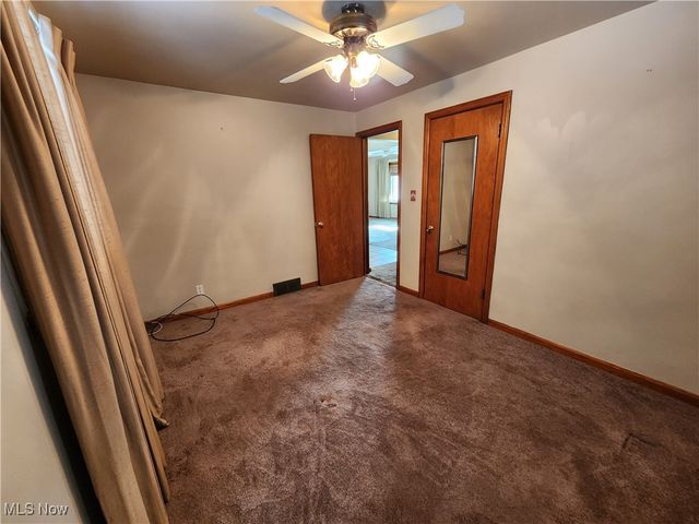 587 Edison Street, Struthers, OH 44471