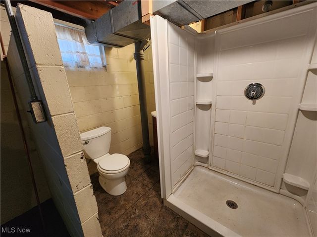 587 Edison Street, Struthers, OH 44471