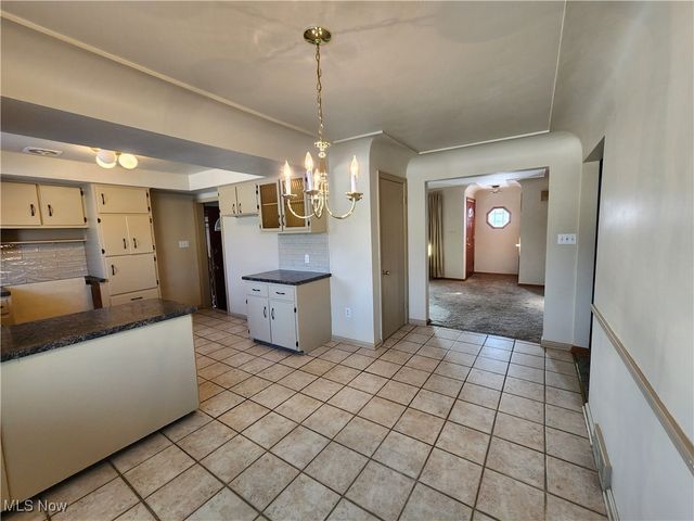 587 Edison Street, Struthers, OH 44471