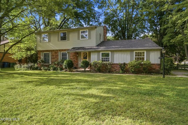 5743 E Candlestick Court, Toledo, OH 43615