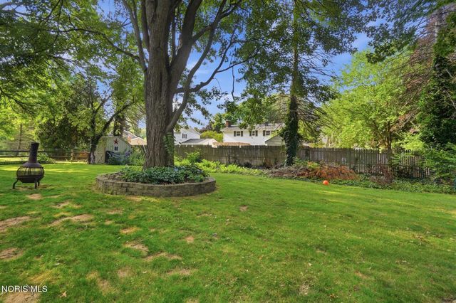 5743 E Candlestick Court, Toledo, OH 43615