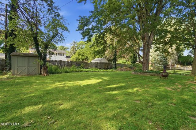 5743 E Candlestick Court, Toledo, OH 43615