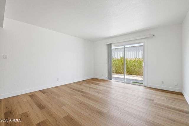 2014 N 51st Way, Phoenix, AZ 85008