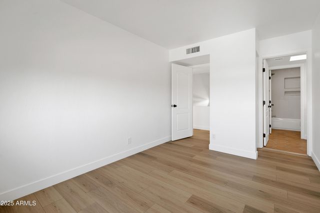 2014 N 51st Way, Phoenix, AZ 85008