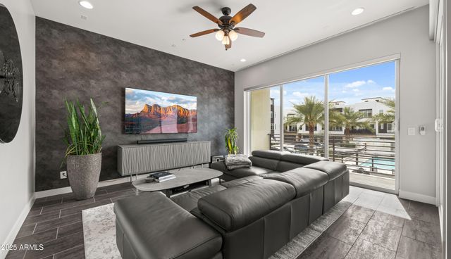 1717 E MORTEN Avenue 5, Phoenix, AZ 85020