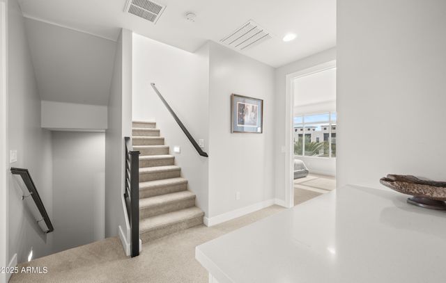 1717 E MORTEN Avenue 5, Phoenix, AZ 85020