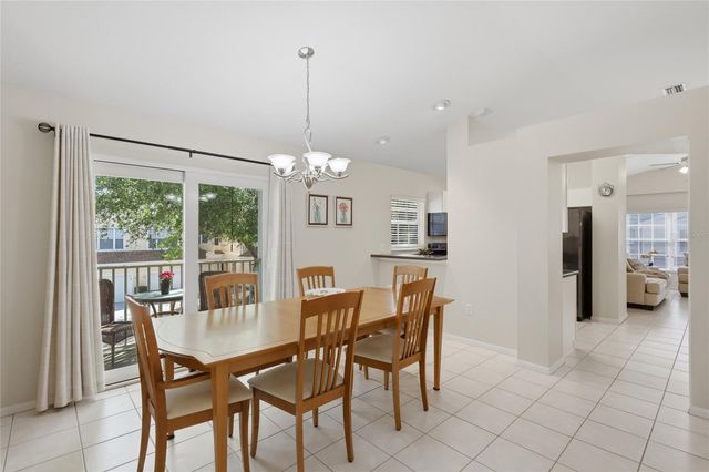 6406 ROSEFINCH COURT 204, Lakewood Ranch, FL 34202