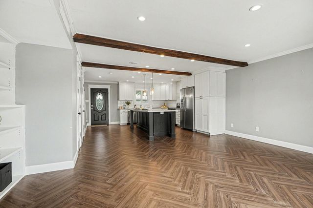 18206 Heritage Lane 8206, Nassau Bay, TX 77058