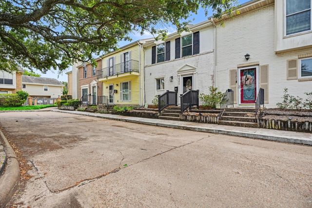 18206 Heritage Lane 8206, Nassau Bay, TX 77058