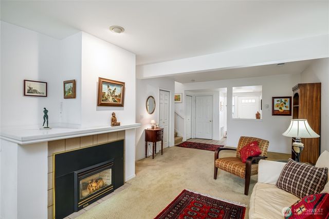 11521 Pine Court, Mukilteo, WA 98275