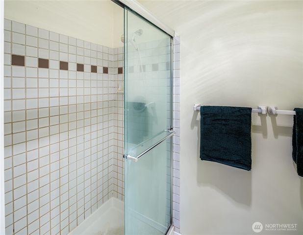 11521 Pine Court, Mukilteo, WA 98275