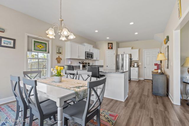 105 Starkey Creek Drive, Swansboro, NC 28584