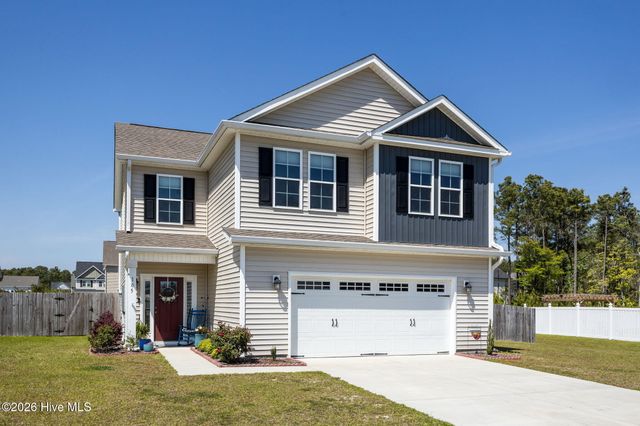 105 Starkey Creek Drive, Swansboro, NC 28584