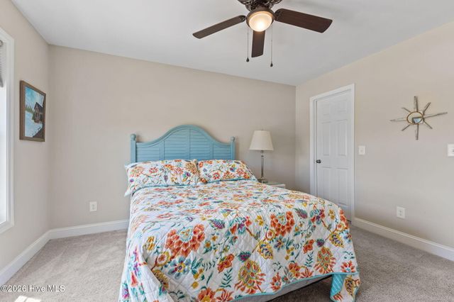 105 Starkey Creek Drive, Swansboro, NC 28584