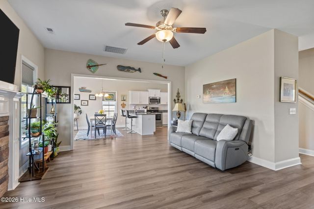 105 Starkey Creek Drive, Swansboro, NC 28584