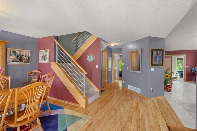 5010 Cleburne Court, Pleasant Hill, IA 50327