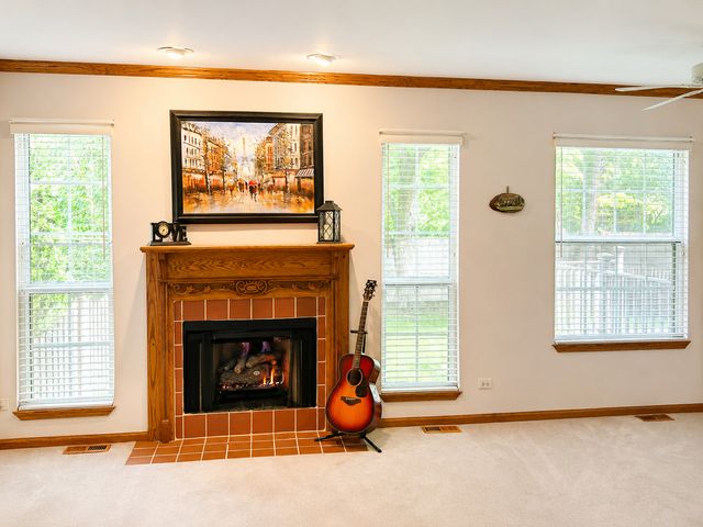 1615 Estate Circle, Naperville, IL 60565