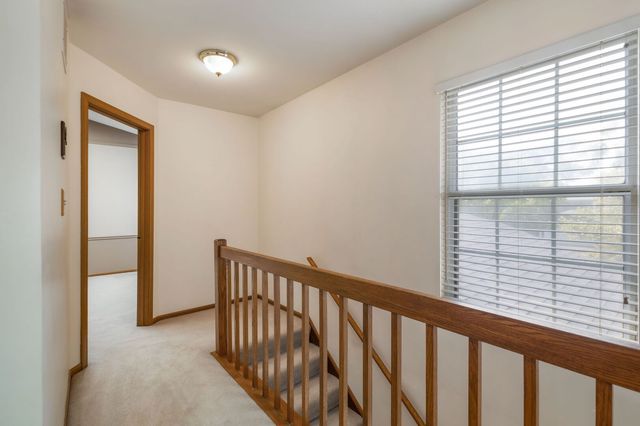 1615 Estate Circle, Naperville, IL 60565