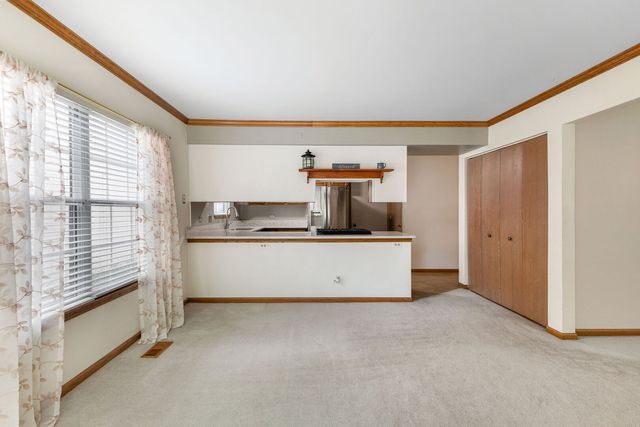 1615 Estate Circle, Naperville, IL 60565