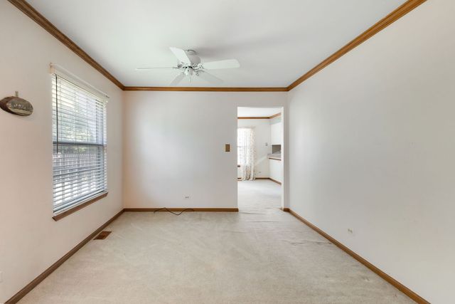 1615 Estate Circle, Naperville, IL 60565