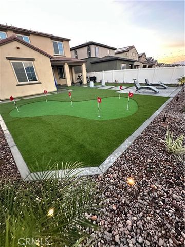 41378 Harvey Mudd, Palm Desert, CA 92211