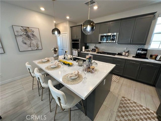 41378 Harvey Mudd, Palm Desert, CA 92211