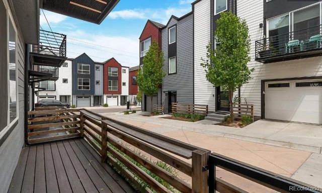 5586 W 11th Place, Lakewood, CO 80214