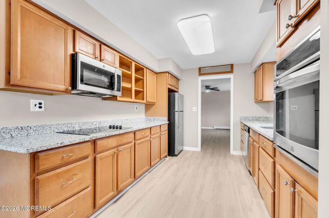 121 Harding Drive, Brick, NJ 08724