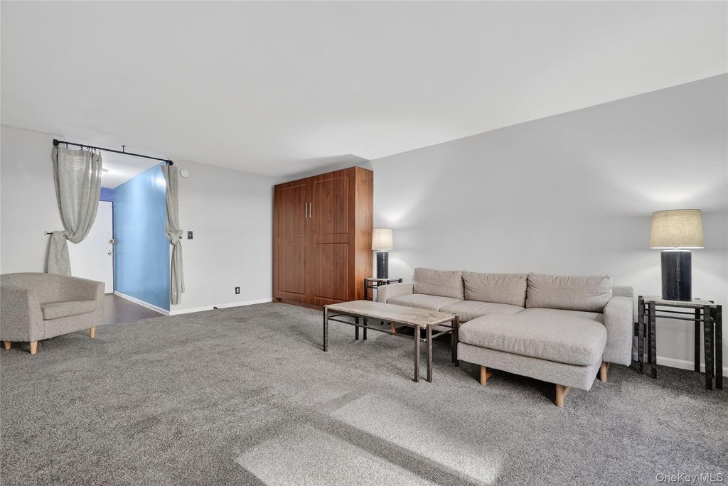 25 Franklin Avenue 2K, White Plains, NY 10601