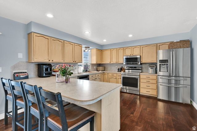 619 W 4050 S, Riverdale, UT 84405