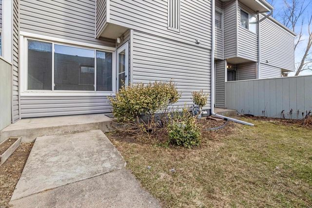 442 East Bluff, Madison, WI 53704