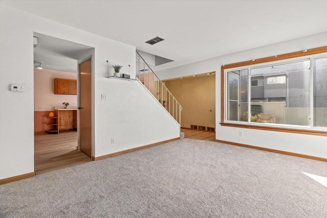 442 East Bluff, Madison, WI 53704