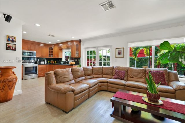 10006 SW 162nd Path, Miami, FL 33196