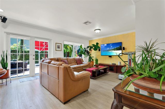 10006 SW 162nd Path, Miami, FL 33196