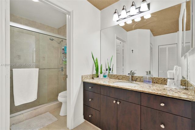 10006 SW 162nd Path, Miami, FL 33196