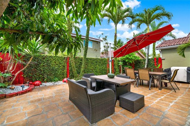 10006 SW 162nd Path, Miami, FL 33196