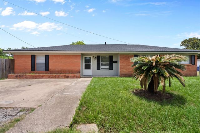 815 Rugeley Street, Bay City, TX 77414