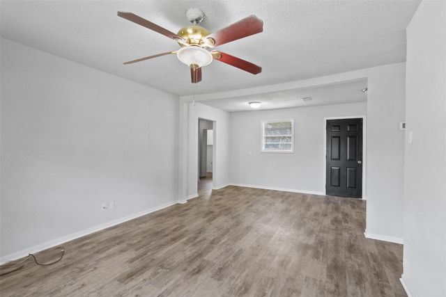 815 Rugeley Street, Bay City, TX 77414