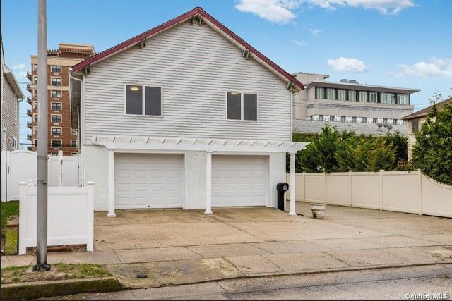 44 W Penn Street, Long Beach, NY 11561