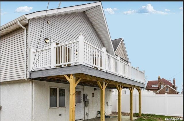44 W Penn Street, Long Beach, NY 11561