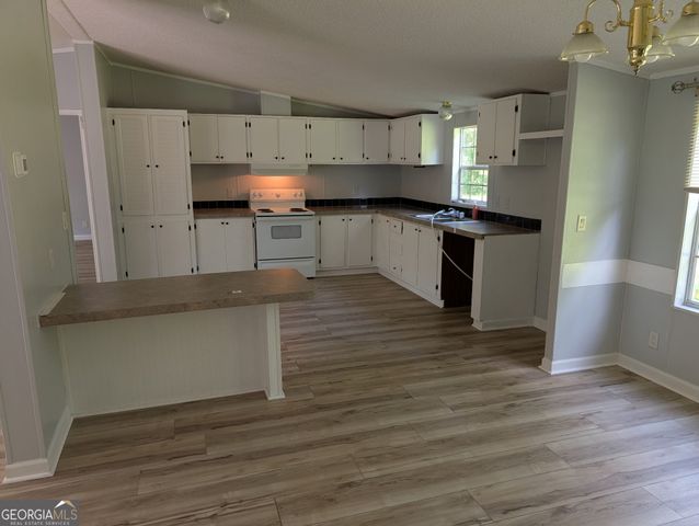 103 Silver Dollar Road, Barnesville, GA 30204