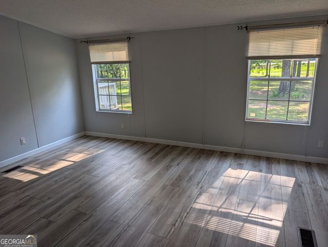 103 Silver Dollar Road, Barnesville, GA 30204