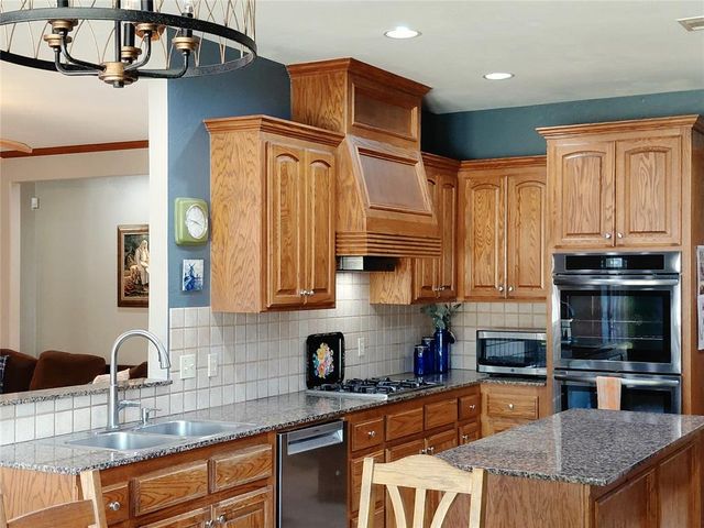 901 Driver Lane, Edmond, OK 73025