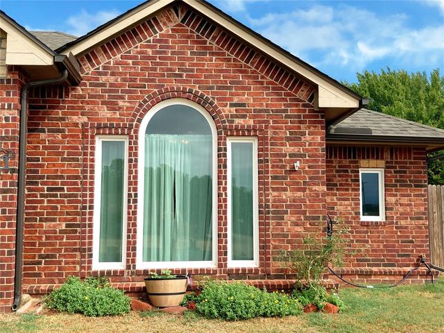 901 Driver Lane, Edmond, OK 73025