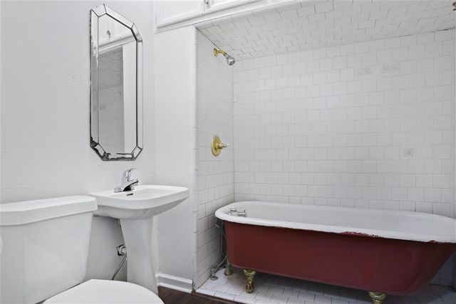 506 E Plaquemine Street, Jennings, LA 70546